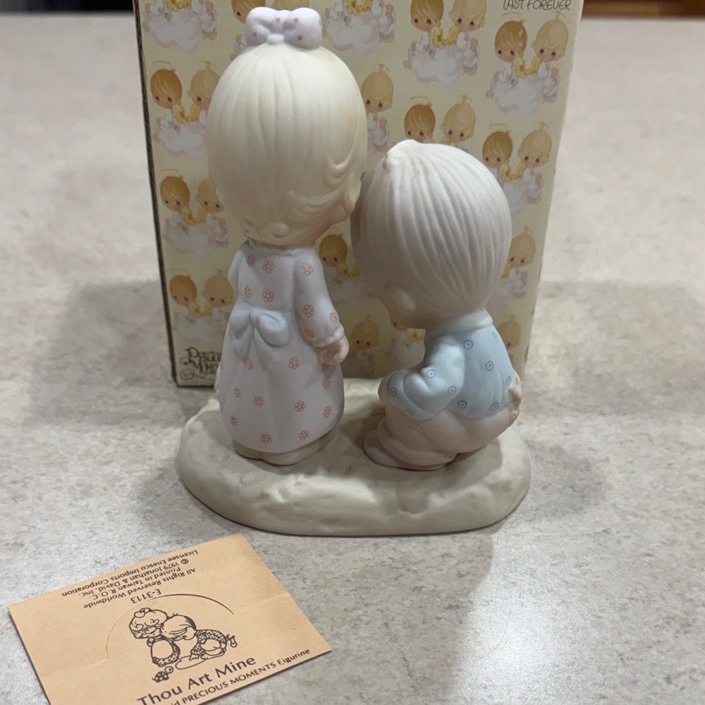 Precious Moments Figurine E-3113 Thou Art Mine - Picture 4 of 4